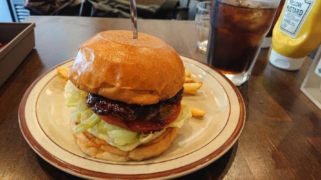 GOOD MUNCHIES 新宿御苑本店 - サブ画像1