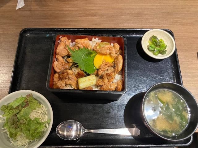 軍鶏と和豚 黒松屋 八重洲南口店 - サブ画像1