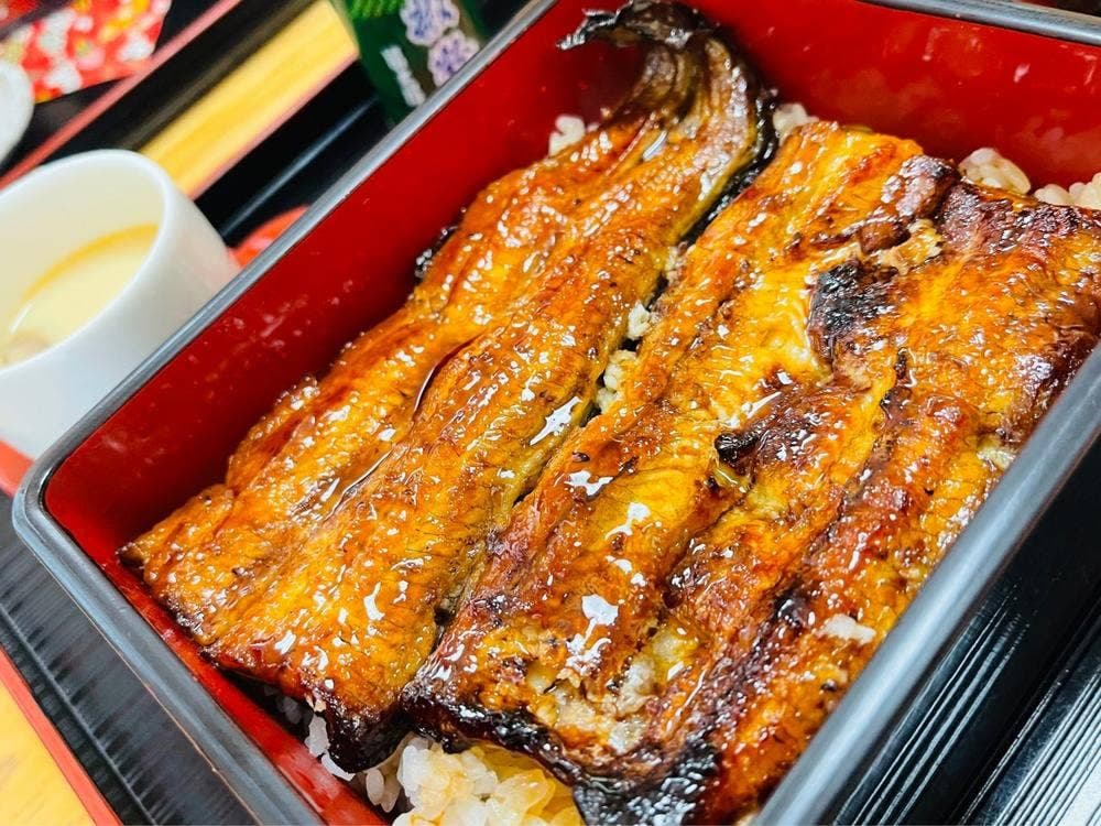 鮨処 魚徳
