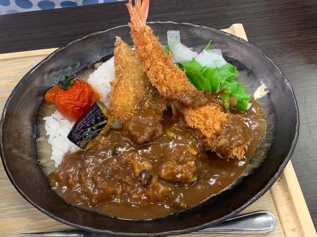 カネマル水産鮮魚店 食菜館くらら - サブ画像1