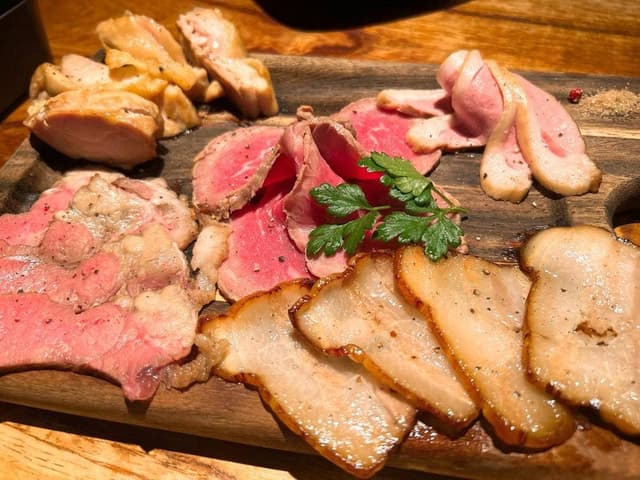 燻煙 Smoke Dining 新宿三丁目 - サブ画像1