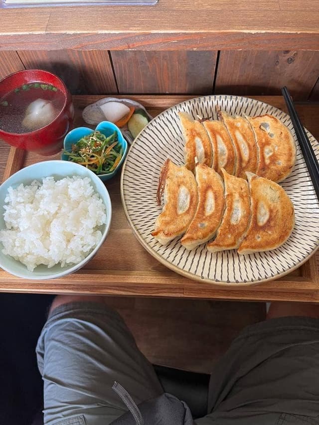 餃子屋 華永 - サブ画像1