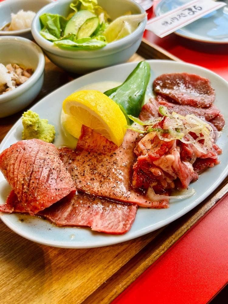 焼肉処 まる