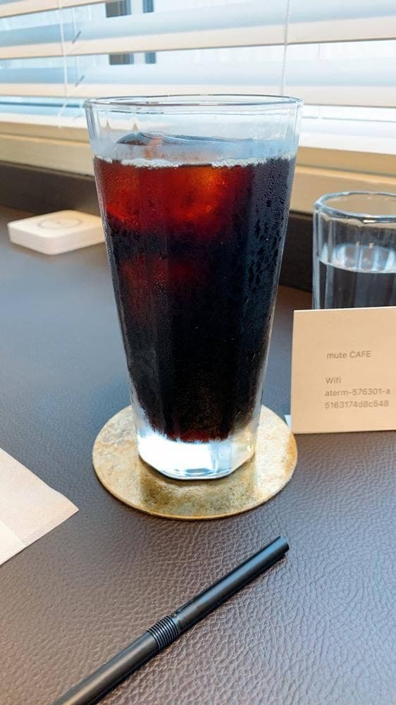 mute CAFÉ