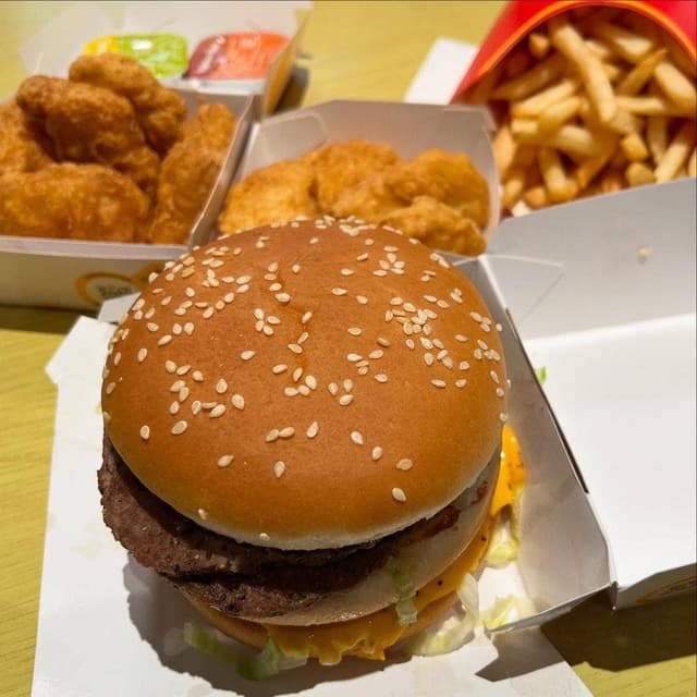 マクドナルド 464印西牧の原店 - サブ画像1