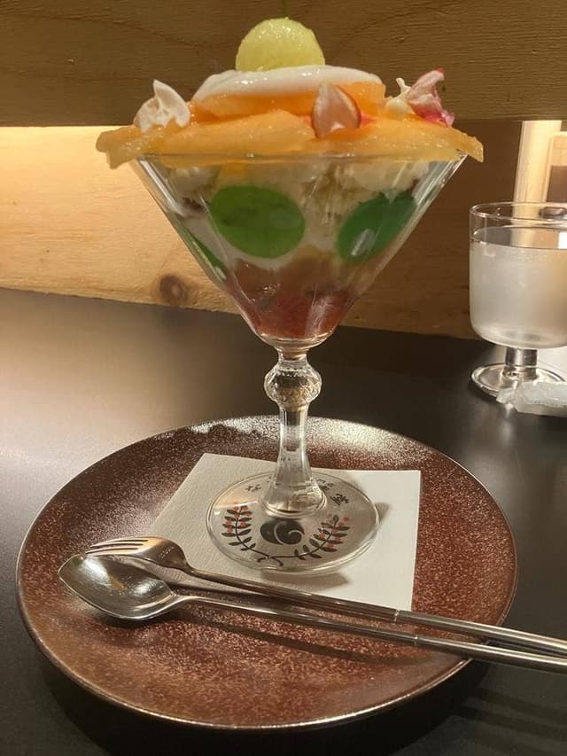 夜パフェ専門店 ななかま堂 - サブ画像1