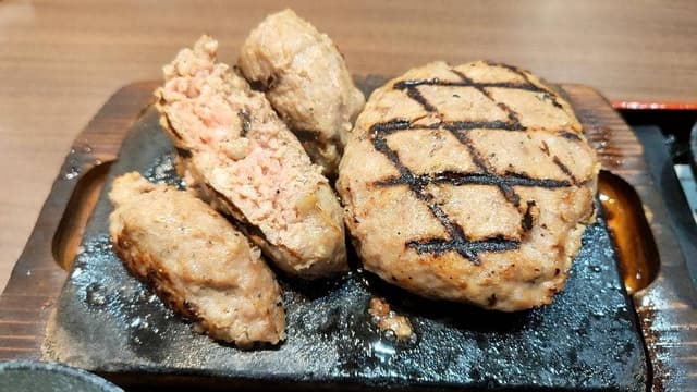 感動の肉と米 静岡石田店 - サブ画像1