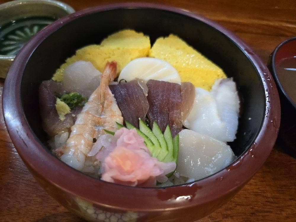 鮨処 みこし