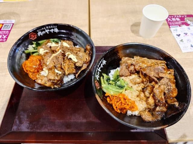 肉のヤマ牛 イオンモール春日部店 - サブ画像1