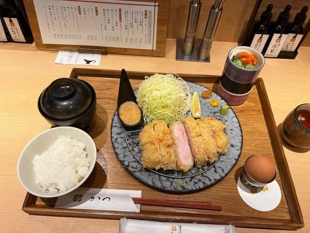 覚王山とんかつ わだ福 - サブ画像1