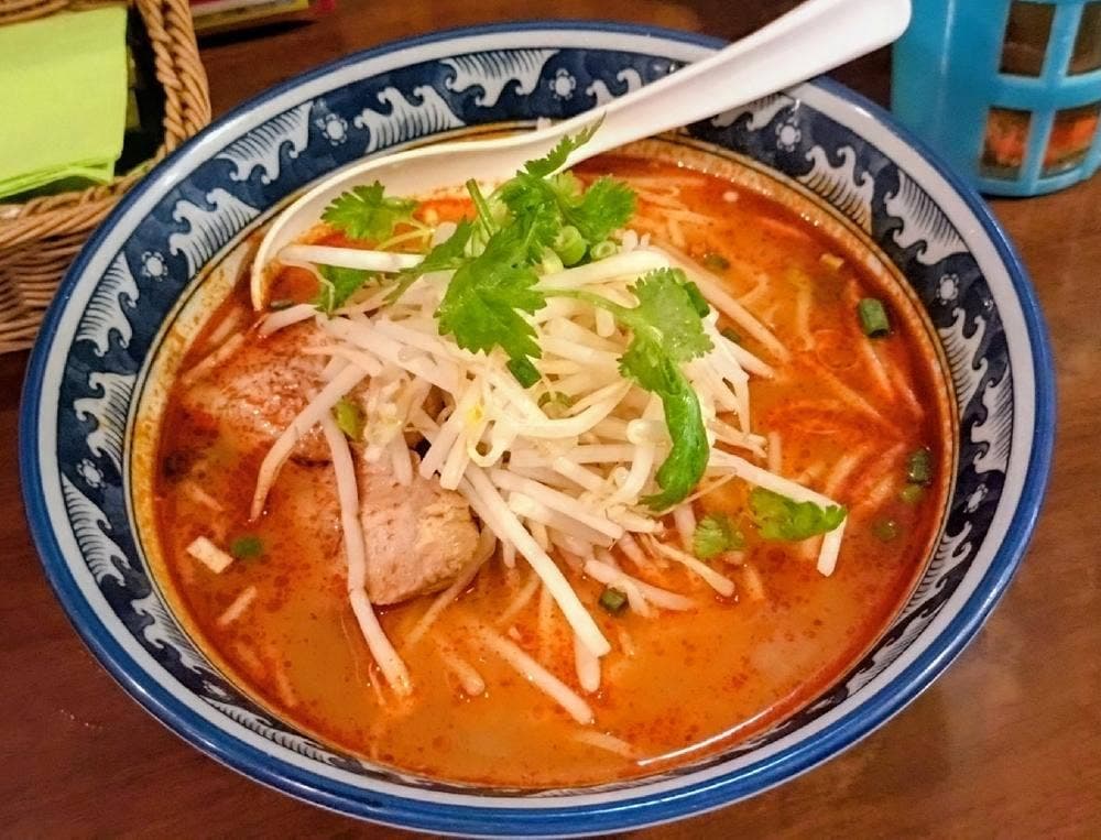 ティーヌン 赤坂店