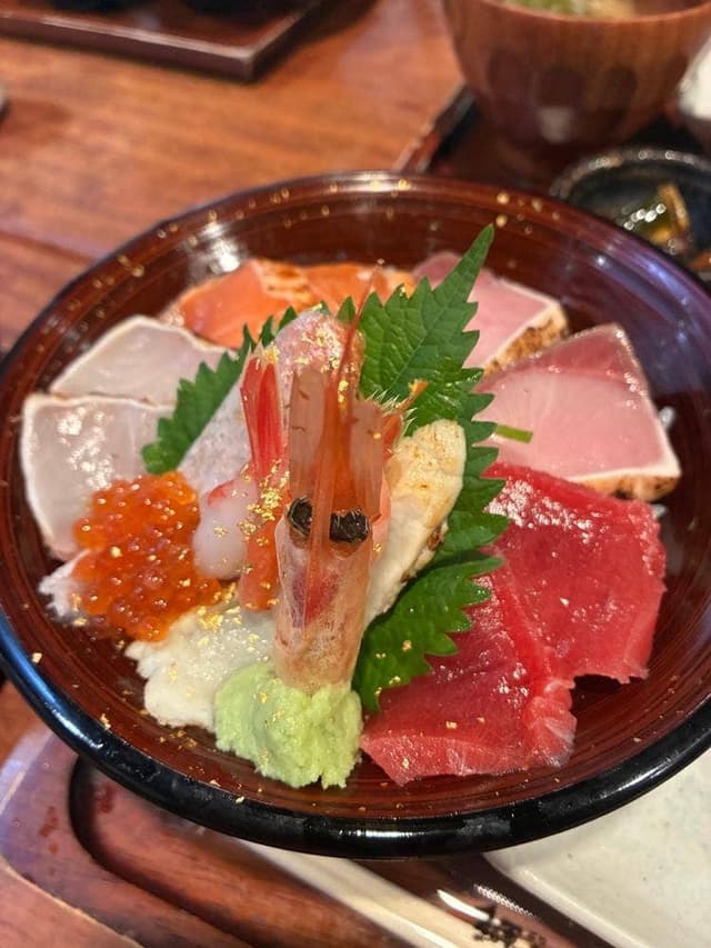 金沢・逸味 潮屋 近江町いちば店 - サブ画像1