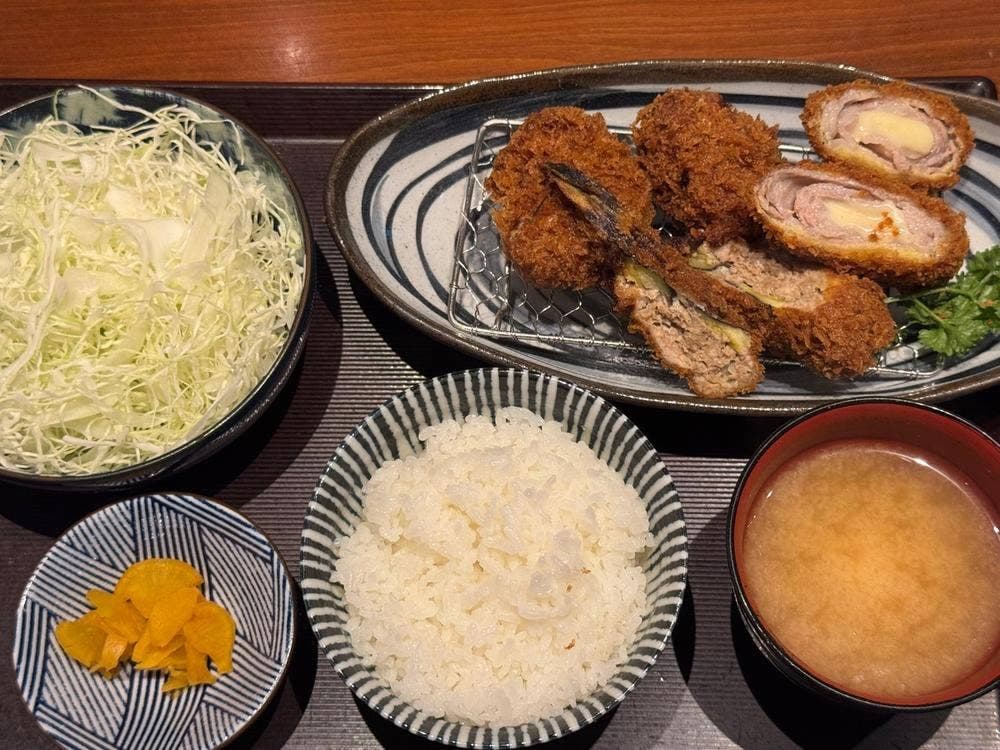 とんかつ神楽坂さくら 深川ギャザリア店