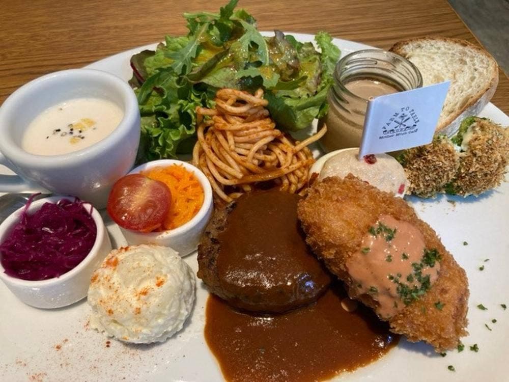 Mother Moon Café くずはモール店