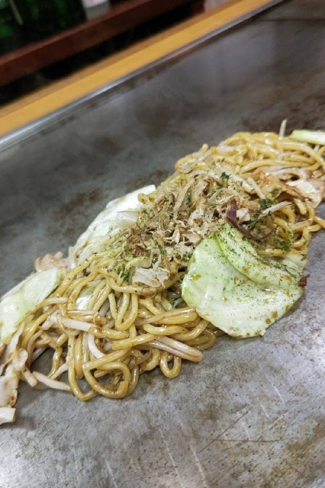 なんでやねん