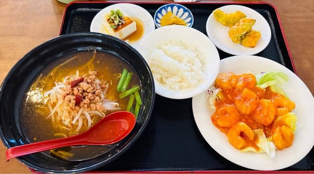 本格台湾料理 紅四季 - サブ画像2