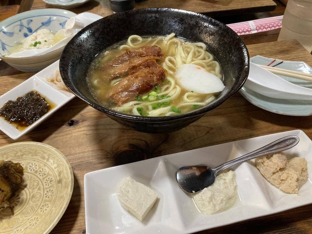 沖縄そばと島どうふ TO-PU