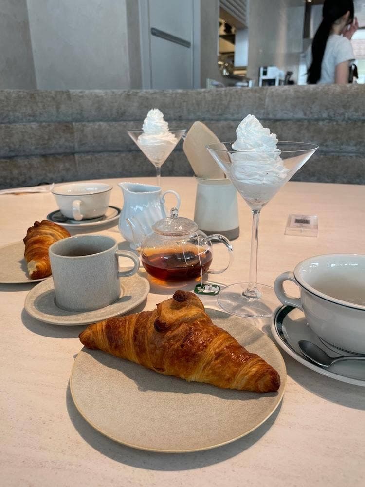 RISTRETTO & CROISSANT LABORATORIO