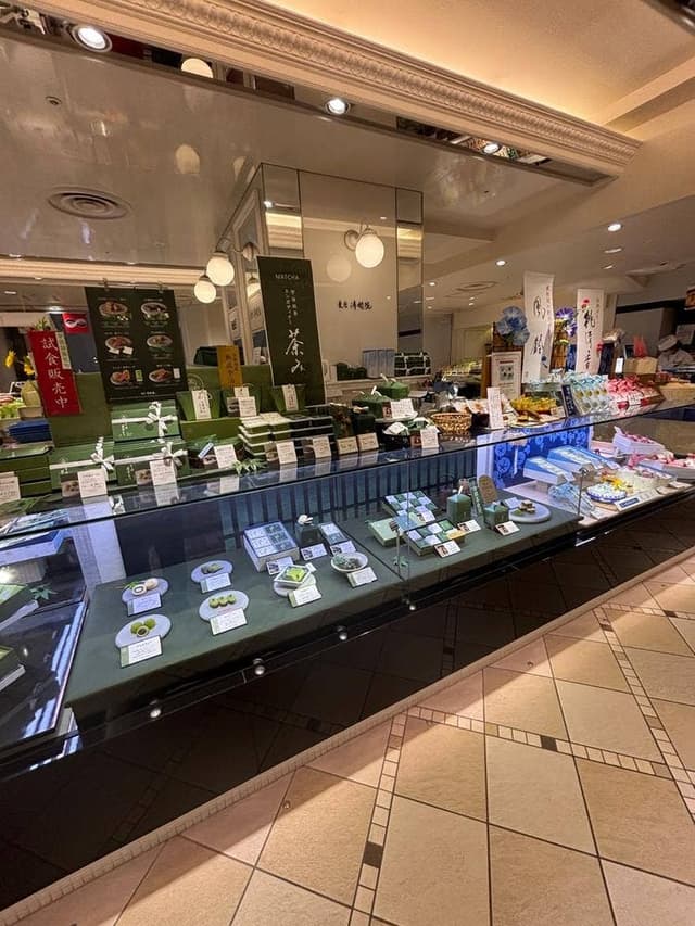 菓匠清閑院 ルミネ北千住店 - サブ画像1