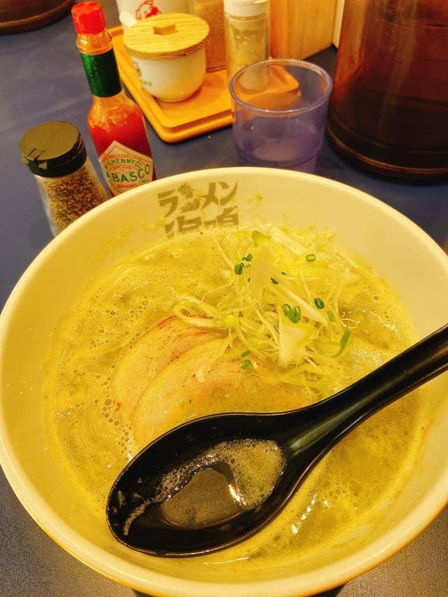ラーメン海鳴 天神店 - サブ画像3