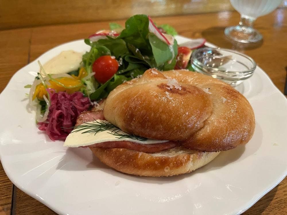 cafe Lily
