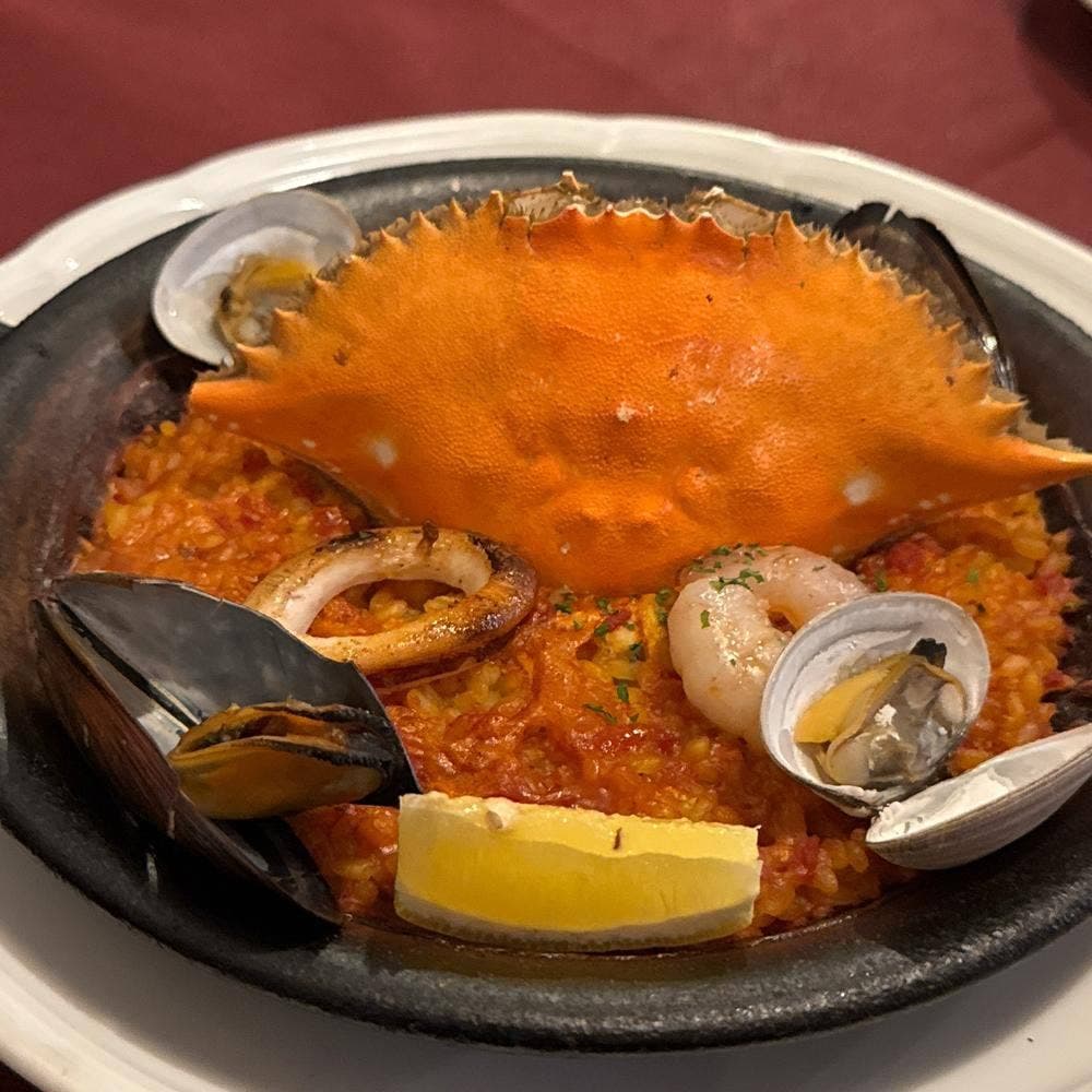 ラ・ピカーダ・デ・トレス スペインバル&レストラン ワイン・ビアバー