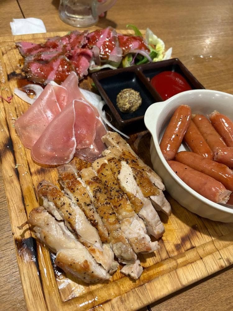 個室肉バル×食べ放題 アモーレ 立川北口店