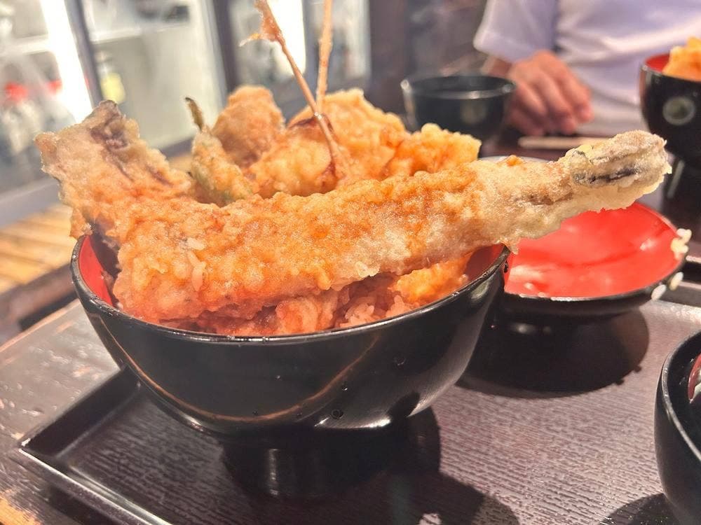 にょろ助 東南屋 浅草