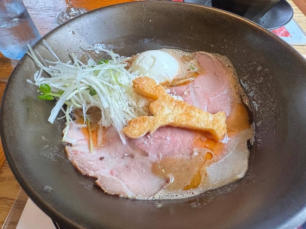 オマール海老ラーメン ロッカクエビノ 本店