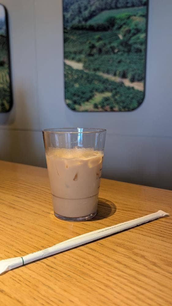 スターバックス コーヒー 神田駅南口店