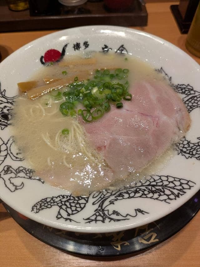 博多一幸舎 福岡空港国内ターミナル店 - サブ画像1