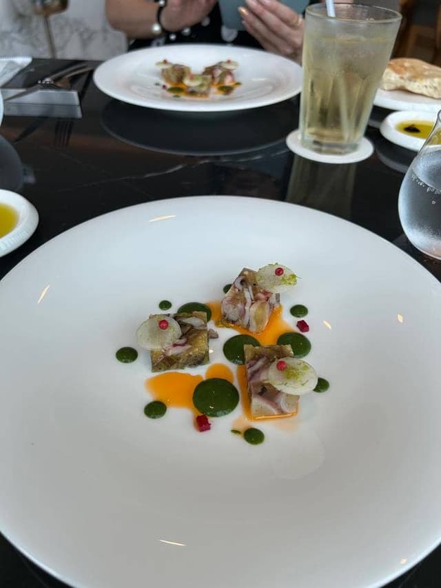 Hills House Dining 33 - サブ画像1