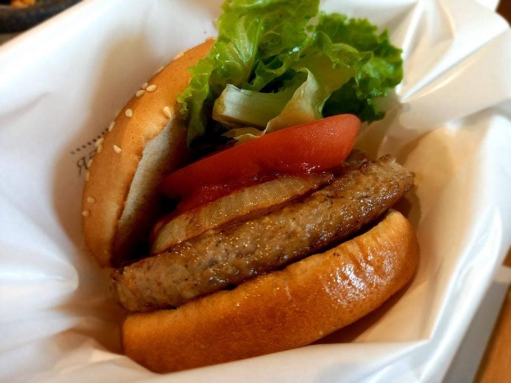 フレッシュネスバーガー エミテラス所沢店