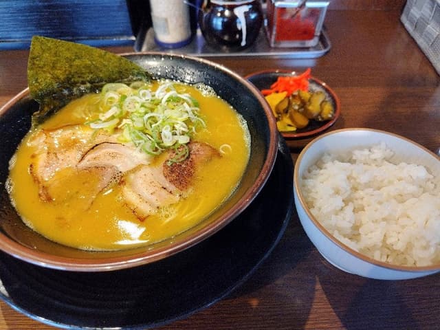 麺や極 - サブ画像3