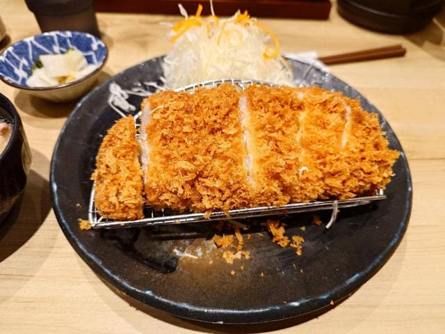 とんかつ神楽坂さくら 岡山高柳店 - サブ画像1