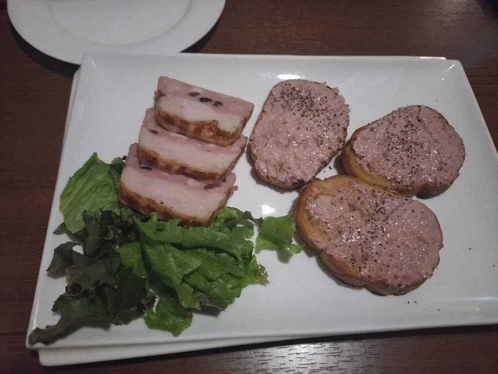 秋葉原ダイニング ラフィーネ