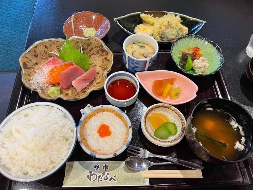 食堂 わたなべ