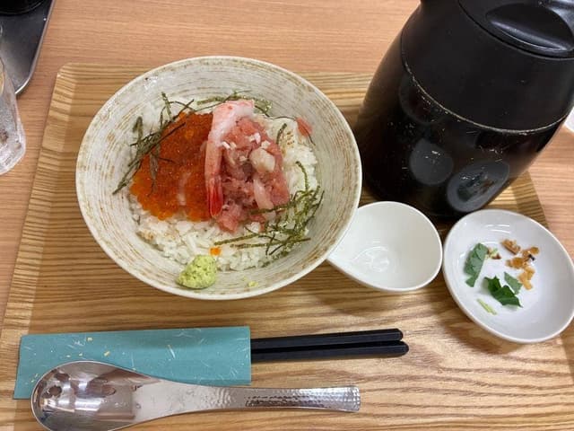 焼津ごきげん食堂 スマル家 - サブ画像1