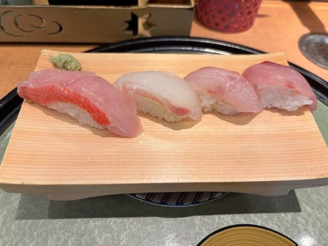 地魚回転寿司 丸藤 本店 - サブ画像2