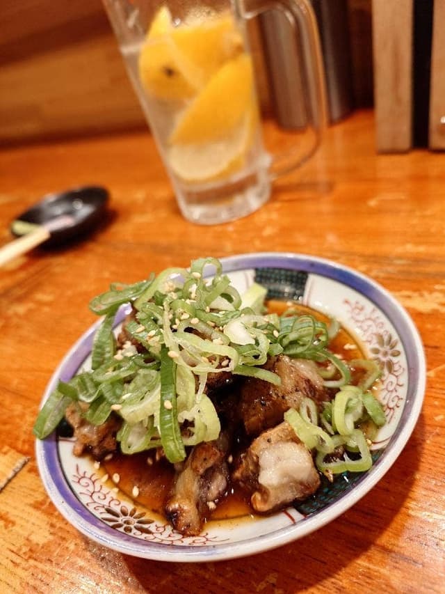 炭火焼鳥と日本酒 とり晴 - サブ画像1