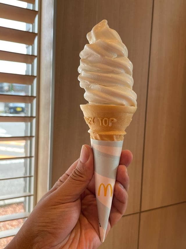 マクドナルド 高岡駅南店 - サブ画像1