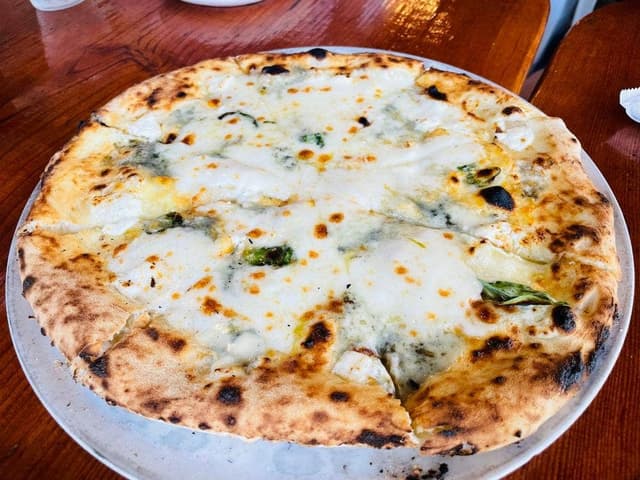 ピッツェリア ペスカトーレ - サブ画像1