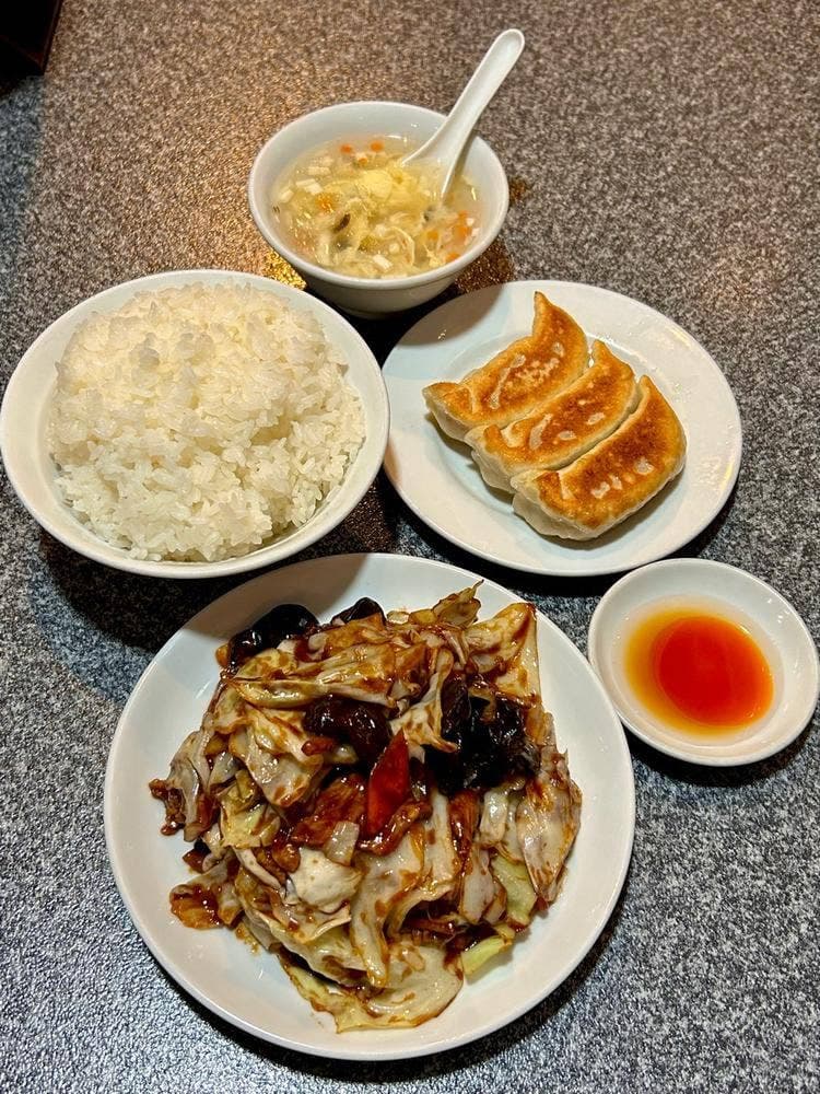 天鴻餃子房 有楽町店