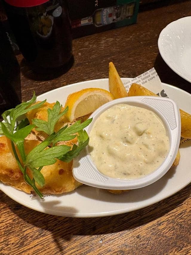 HUB 三宮ムーンライトビル店 - サブ画像1