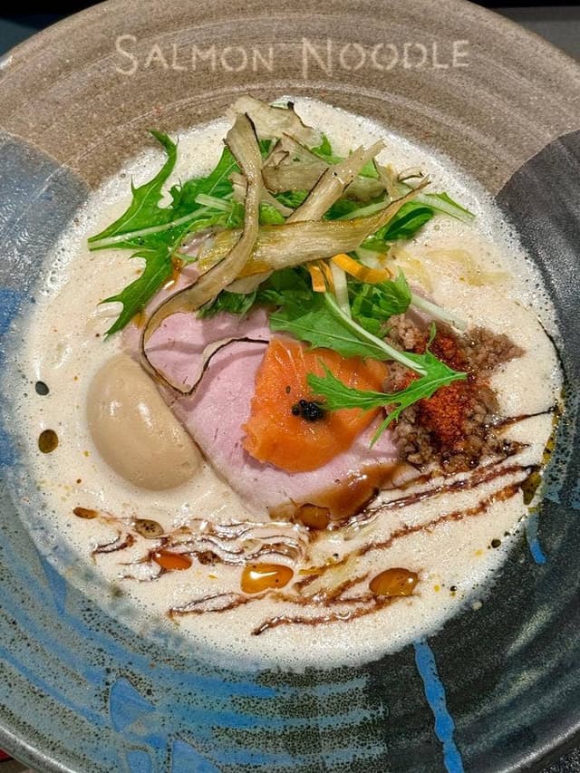 サーモンnoodle横浜 - サブ画像2
