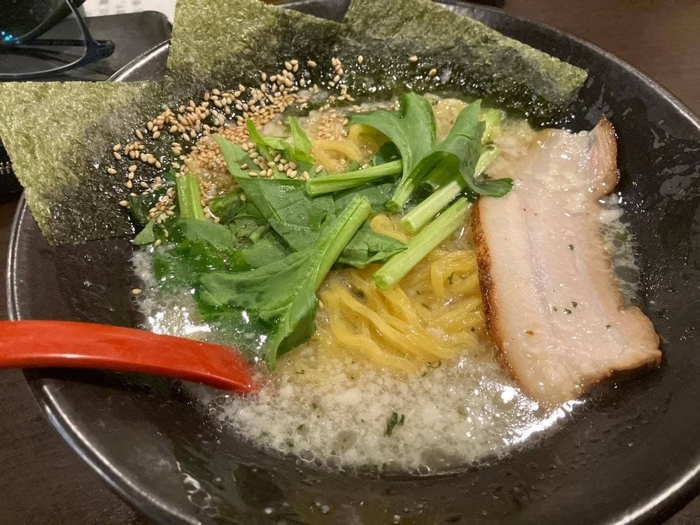 岩本屋 やしろ店