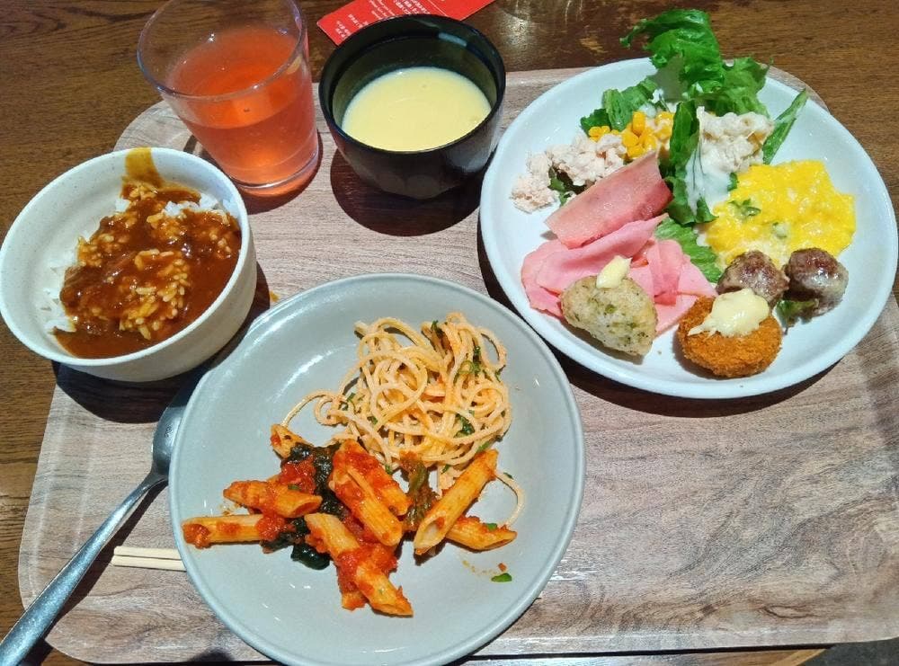 Salvatore Cuomo 市場 博多