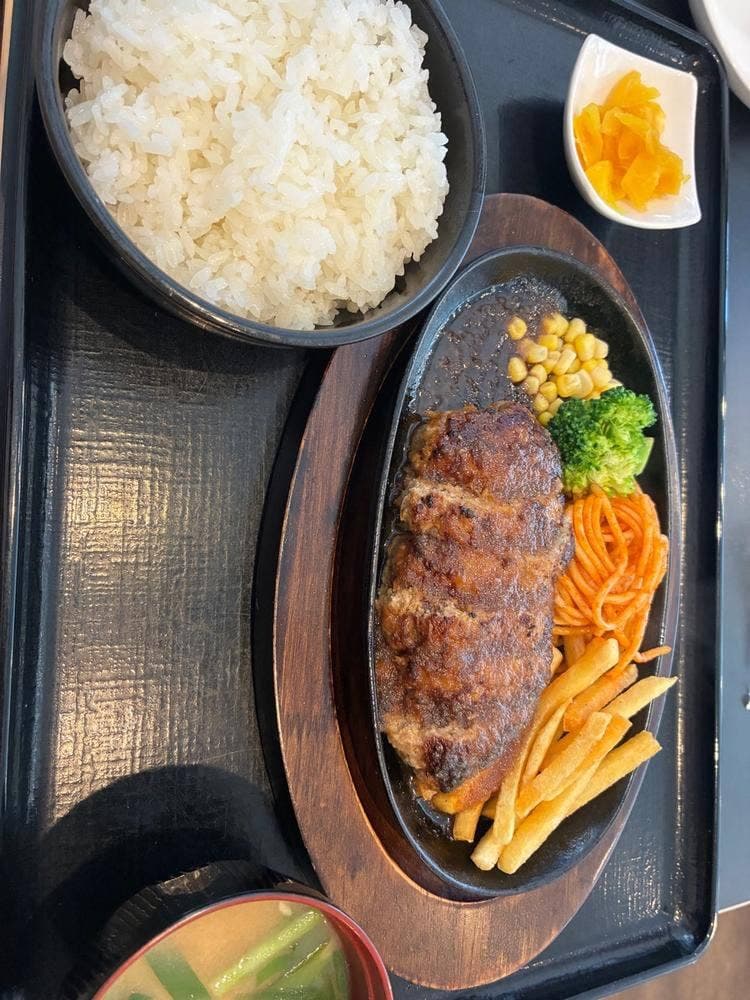 フルーレ