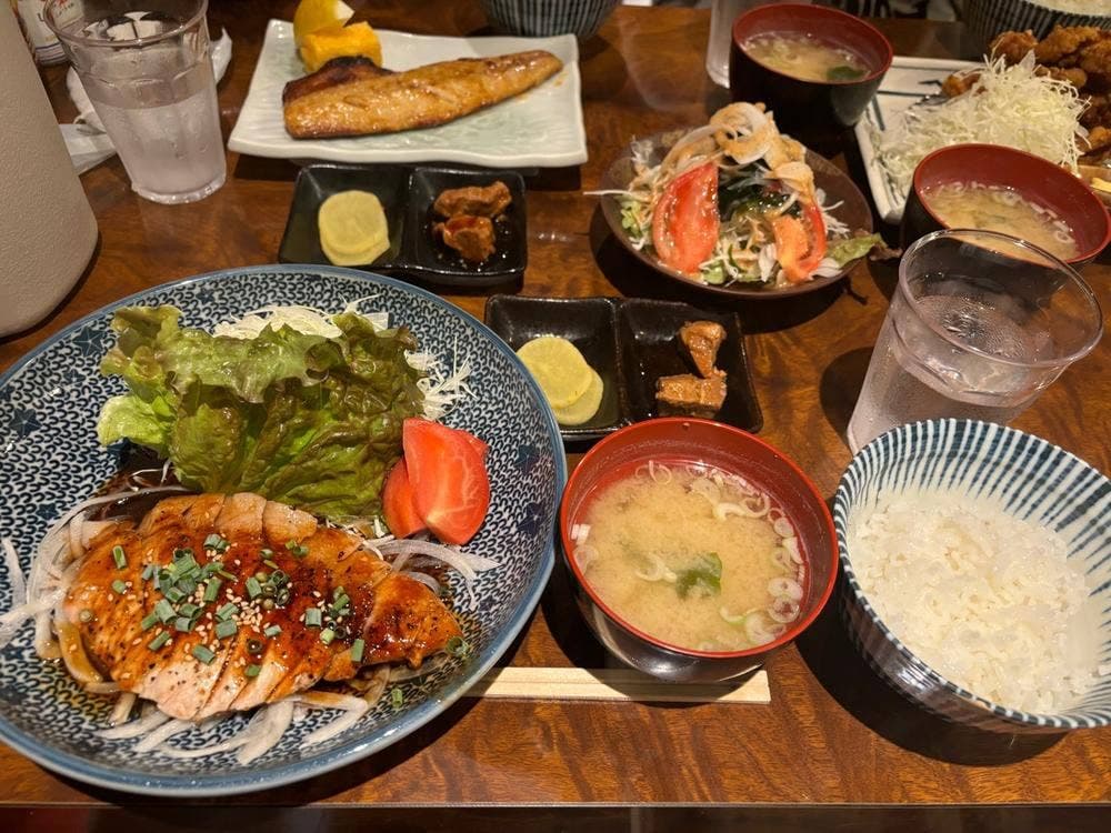 めし処長屋