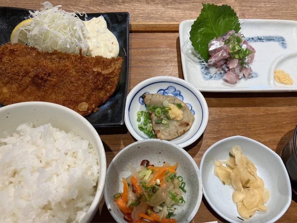 小田原みなと食堂